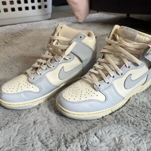 blue/gray nike dunk shoes